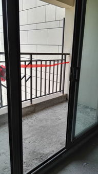 洛陽(yáng)升龍城封陽(yáng)臺(tái)精品案例 好門(mén)窗，好風(fēng)景，樂(lè)尼門(mén)窗開(kāi)啟品質(zhì)生活新視界